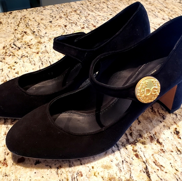 Dolce and Gabbana Pumps - Picture 6 of 8